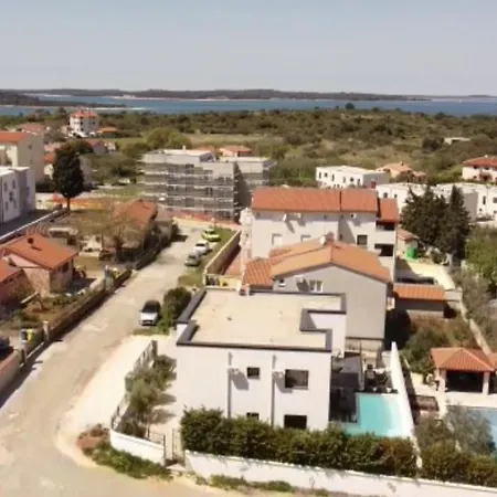 Sea Mare Stin Vista * Пула